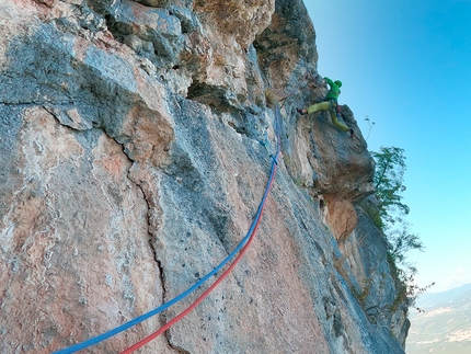 Via Nòn alpinistica al Monte Castel Corona in Val di Non