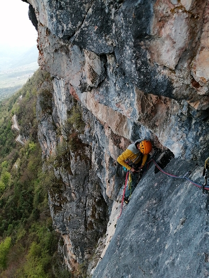 Monte Castel Corona, Val di Non, Via Nòn alpinistica, Stefano Menegardi, Umberto Santuari - Stefano Menegardi durante l'apertura di Via Nòn alpinistica al Monte Castel Corona in Val di Non