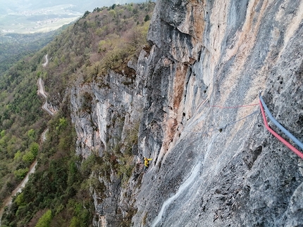 Monte Castel Corona, Val di Non, Via Nòn alpinistica, Stefano Menegardi, Umberto Santuari - Stefano Menegardi durante l'apertura di Via Nòn alpinistica al Monte Castel Corona in Val di Non