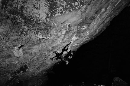 Hamish McArthur repeats Hunger, Malcom Smith’s 9a at The Anvil, Scotland