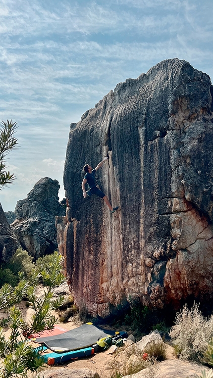 Stefano Carnati, Rocklands - Stefano Carnati su Creaking Heights (6C), Rocklands