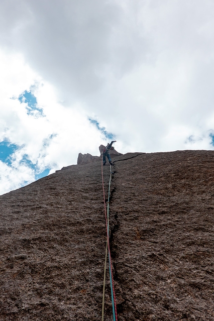 Little Asan, Karavshin, Kyrgyzstan, Moritz Sigmund, Patrick Tirler - First ascent of Ak-Kalpak on Little Asan in the Kara-Su Valley, Karavshin, Kyrgyzstan (Moritz Sigmund, Patrick Tirler 08/2022)