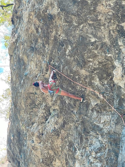 Panzanera Beach, Val di Susa - Gianluca Vighetti climbing Omo de Panza, Panzanera Beach, Val di Susa