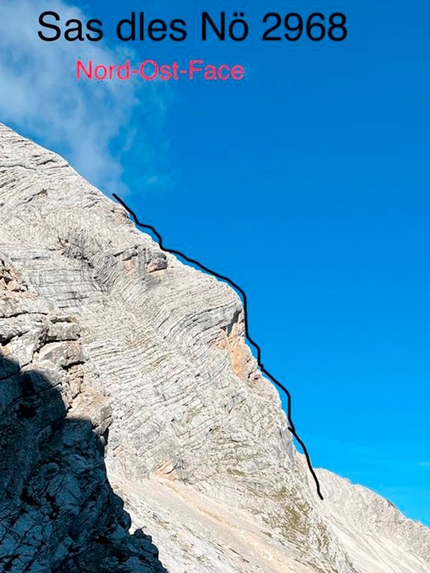 Sasso delle Nove, Dolomiti, Simon Kehrer, Hubert Eisendle - La prima salita di Herz über Kopf alla parete NE di Sasso delle Nove (Sas dles Nö), Fanes, Dolomiti (Simon Kehrer, Hubert Eisendle 29/08/2022)