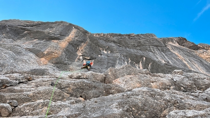 Sasso delle Nove, Dolomiti, Simon Kehrer, Hubert Eisendle - La prima salita di Herz über Kopf alla parete NE di Sasso delle Nove (Sas dles Nö), Fanes, Dolomiti (Simon Kehrer, Hubert Eisendle 29/08/2022)