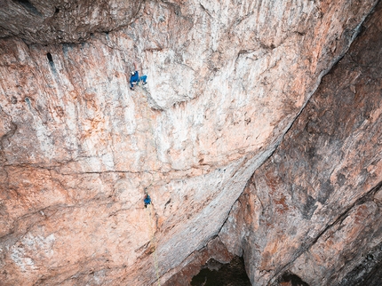 Safety Discussion, Laserz, Lienz Dolomites, Louis Gundolf - Louis Gundolf repeating Safety Discussion on the South Face of Laserz, Lienz Dolomites, belayed by Jonathan Lechner