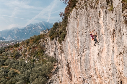 Petzl Legend Tour Italia - In arrampicata a Massone, Arco