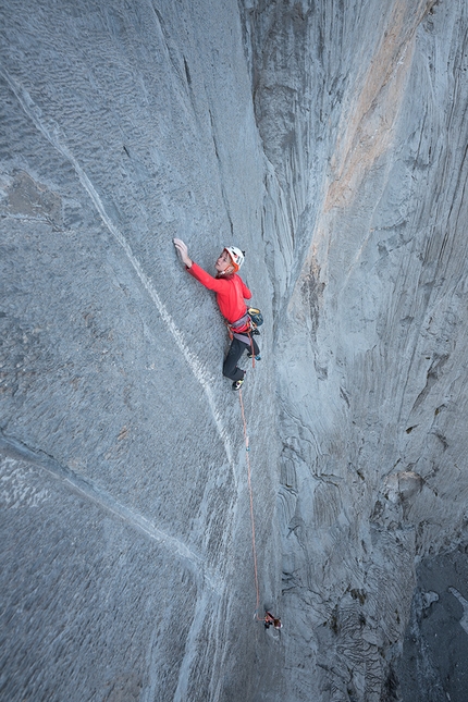 Rayu, Picos de Europa, Sasha DiGiulian, Matilda Söderlund, Brette Harrington - Matilda Söderlund sale Rayu alla sud di Peña Santa de Castilla (2596m) nei Picos de Europa, insieme a Brette Harrington e Sasha DiGiulian