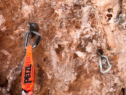 Cala Gonone, Sardinia, Grotta di Millennium - New and old bolts on Le lion de Panshir in the Millennium Cave at Cala Gonone in Sardinia