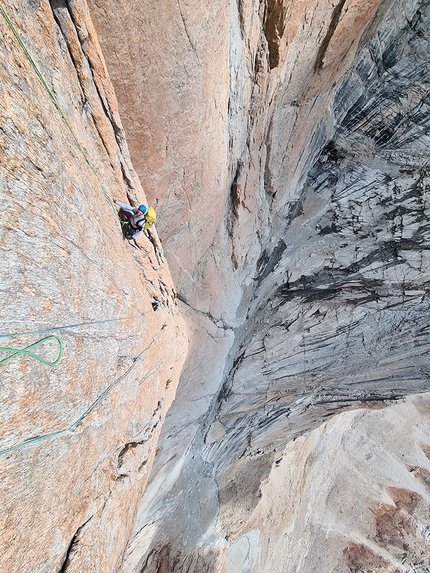 Tasio Martin, Marc Toralles, Shafat Valley, Zanskar, India - Tasio Martin and Marc Toralles making the first ascent of Txoria Txori (740m, 7a+) on the hitherto unlcimbed Punta Guillem Aparicio, Shafat Valley, Zanskar, India, August 2022