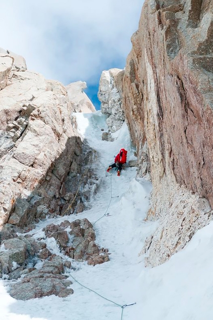 Fay Manners, Michelle Dvorak, Denali, Cresta Cassin - Fay Manners negotiating the Japanese Couloir while climbing the Cassin Ridge on Denali in Alaska