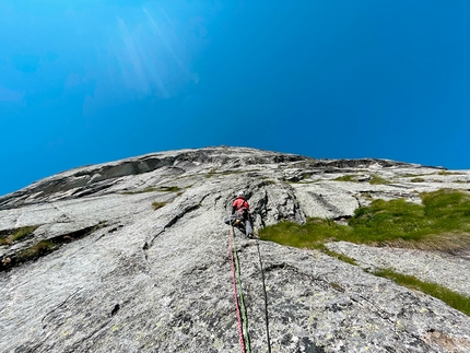 Sul Qualido in Val di Mello la Via dei Morbegnesi di Nicola Ciapponi, Fabio Salini e Davide Spini