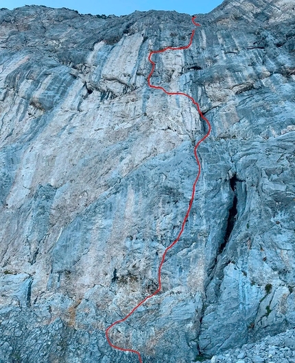 Wilder Kaiser, Boxershorts, Jonas Fertig, Luis Funk - Jonas Fertig and Luis Funk making the first ascent of Boxershorts, Wilder Kaiser, Austria