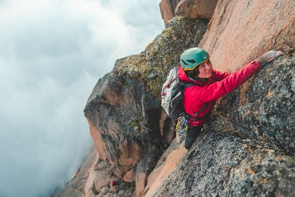 Greenland climbing, Jacob Cook, Bronwyn Hodgins, Jaron Pham, Zack Goldberg-Poch, Angela Vanwiemeersch, Kelsey Watts  - Climbing in Greenland: 