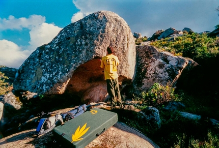 Sardegna Boulder - Mauro Calibani anni 2000, prime esplorazioni boulder in Sardegna