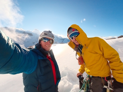 Ondrej Huserka, Wadim Jabłoński, Gangotri Gambling, Garhwal Himalaya, India - Ondrej Huserka e Wadim Jabłoński durante la prima salita di 'Gangotri Gambling' sulla Phaalkan Meenaar Tower, Garhwal Himalaya, India, ottobre 2022