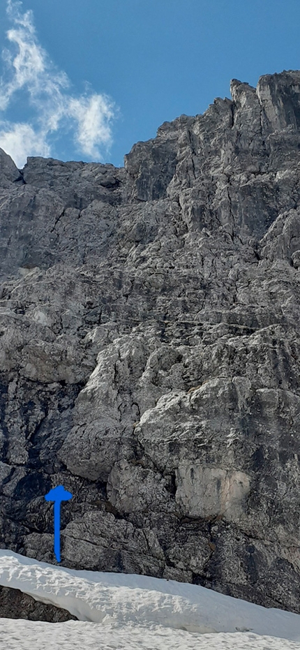 Via dei Nonni, Zucco Barbisino, Ivo Ferrari, Flavio Leoni - L'apertura di Via dei Nonni, parete nord dello Zucco Barbisino (Ivo Ferrari, Flavio Leoni 12/06/2021)