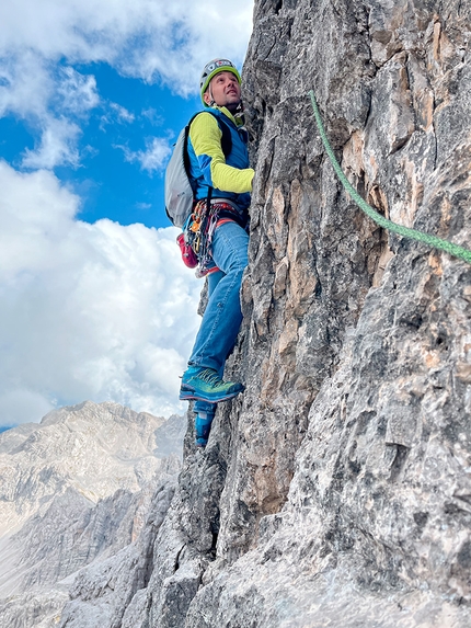 Dolomiti di Brenta, Franco Nicolini - Davide Galizzi durante la prima libera di 'Pilastro Pia' alla Cima Brenta Bassa, Dolomiti di Brenta