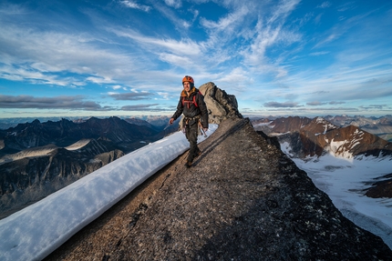 Vampire Spires, Canada, Sebastian Pelletti, Michael Pedreros, Hernan Rodriguez Salas, Pato Diaz - Hernan Rodriguez Salas on the summit ridge of Dawn Mist Mountain, Vampire Spires, Canada (Sebastian Pelletti, Michael Pedreros, Hernan Rodriguez Salas, Pato Diaz 08/2022)