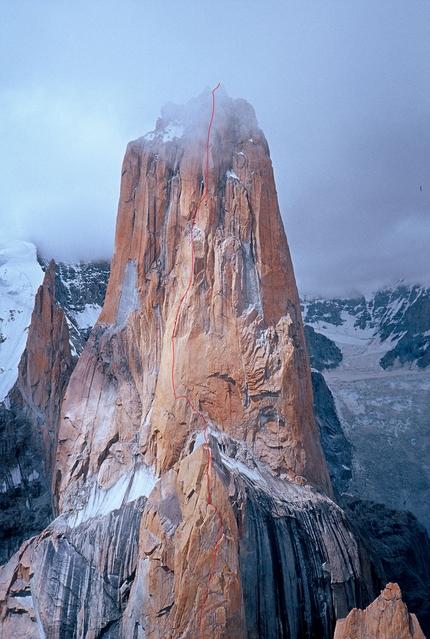 Silvo Karo - Eternal Flame, Nameless Tower, Trango Towers. In 2006 Silvo Karo made the first one-day ascent