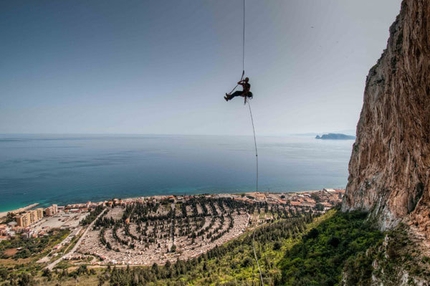 Pompa Funebre, new route by Larcher, Giupponi and Sartori on Monte Pellegrino, Palermo