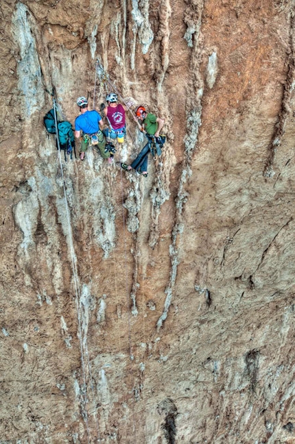 Mini Sicily expedition - Monte Pellegrino - Rolando Larcher, Luca Giupponi, Nicola Sartori su Pompa funebre - Monte Pellegrino - Parete dei Rotoli, Sicilia