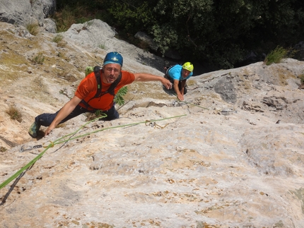 Ceraino Classica, Massimo Comparini, Matteo Rivadossi, Vincenzo Valtulini - Massimo Comparini e Vincenzo Valtulini sul primo tiro di La tigre del ribaltabile, Ceraino Classica