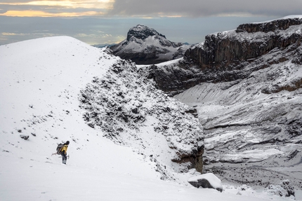 Colombia tropical glaciers, Gustavo Acosta - Tropical glaciers of Colombia: Volcan nevado del Ruiz