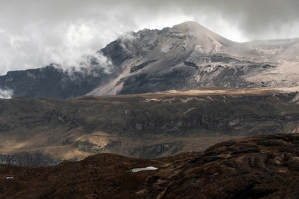 Colombia tropical glaciers, Gustavo Acosta - Tropical glaciers of Colombia: Volcan nevado del Ruiz