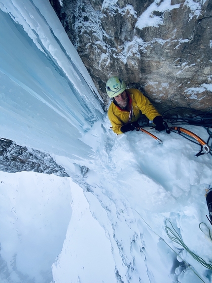 Pordoi, Dolomites, Simon Gietl, Andrea Oberbacher, Avatar  - Andrea Oberbacher making the first ascent of 'Avatar' on Sass Pordoi, Dolomites on 10/12/2022