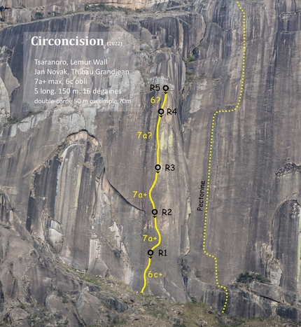 Tsaranoro, Madagascar, Thibau Grandjean, Jan Novak - Circoncision (150m, 7a+) sulla Lemur Wall, Tsaranoro, Madagascar (Thibau Grandjean, Jan Novak 07/2022)