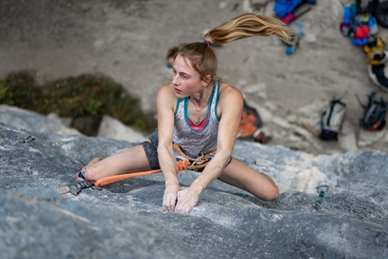 Martina Demmel climbs beautiful Kochel testpieces