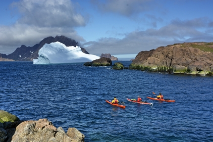 Greenland, Siren Tower, Matteo Della Bordella, Silvan Schüpbach, Symon Welfringer - Greenland climbing 2021 (Matteo Della Bordella, Silvan Schüpbach, Symon Welfringer)