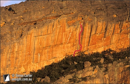 Lee Cossey - Sneaky Snake 33, Taipan Wall, Grampians, Australia