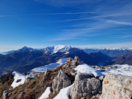 Zucco di Pesciola, Alpi Orobie, Cristian Candiotto, Alessandro Previtali, Loris Previtali - L'apertura di Father and Son alla Terza Torre dello Zucco di Pesciola, Alpi Orobie (Alessandro Previtali, Loris Previtali 27/12/2022)