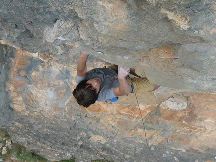 Castelbianco - Pietro Biondi su Forza Pabla, 6c