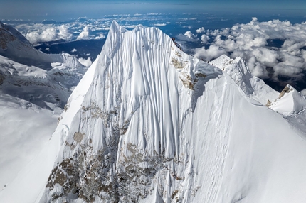 Manaslu invernale, Alex Txikon in cima senza ossigeno