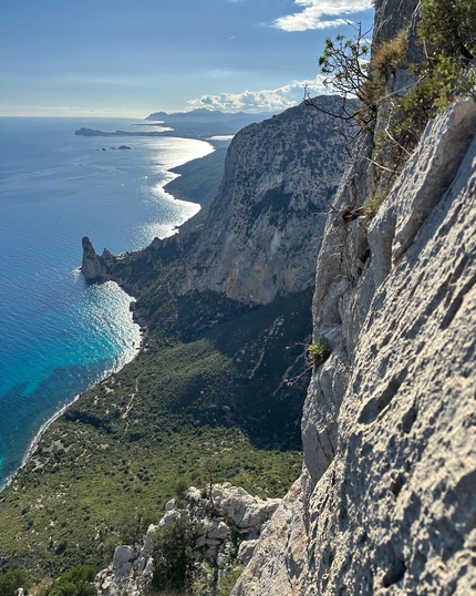 Punta Giradili, Sardinia, Alviero Garau, Davide Lagomarsino - Making the first ascent of Crysalis by Grenke' alla Punta Giradili, Sardinia (Alviero Garau, Davide Lagomarsino)