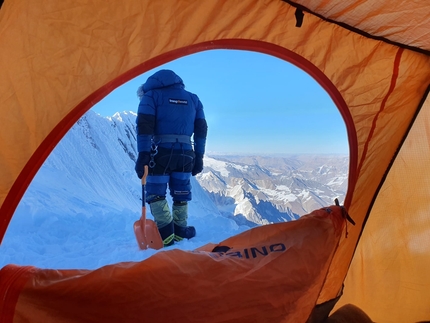 Manaslu, Alex Txikon, Pasang Nurbu Sherpa, Gelu Sherpa, Maila Sherpa, Mantere Lama Sherpa, Gamje Babu Sherpa, Chepal Sherpa - Manaslu prima invernale integrale: Alex Txikon, Pasang Nurbu Sherpa, Gelu Sherpa, Maila Sherpa, Mantere Lama Sherpa, Gamje Babu Sherpa e Chepal Sherpa