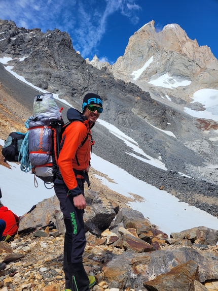 Aguja Mermoz, Patagonia, Matteo Della Bordella, Leo Gheza, Sean Villanueva - Aguja Mermoz, Patagonia (Matteo Della Bordella, Leo Gheza, Sean Villanueva 10-11/01/2023)