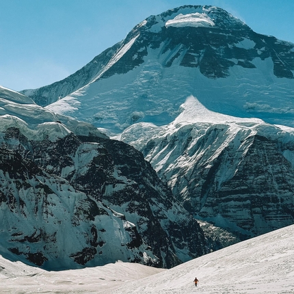 Dhaulagiri, Hervé Barmasse, David Göttler - Hervé Barmasse and David Göttler attempting Dhaulagiri in winter, January 2023