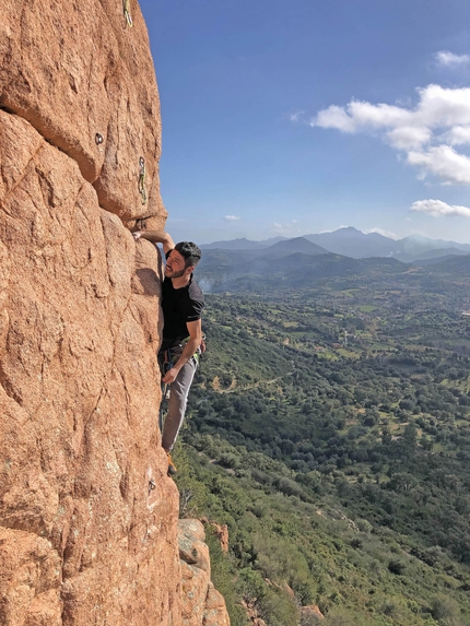 Loceri, Sardegna - Gianluca Deiana al settore Spritz su 'Margarita' (6a), Loceri, Sardegna