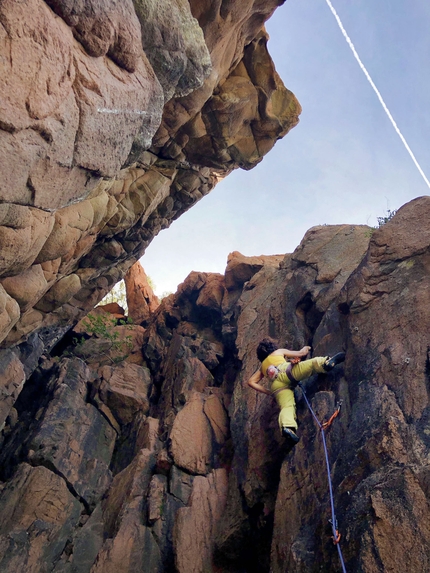 Loceri, Sardegna - Cecilia Marchi su 'Emu' (5b), Loceri, Sardegna