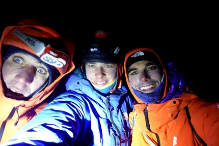 Barre des Ecrins, Julien Cruvellier de Luze, Nicolas Jean, Benjamin Védrines - Making the first ascent of 'De l'Or en Barre' on the south face of Barre des Écrins (Julien Cruvellier de Luze, Nicolas Jean, Benjamin Védrines 28-29/01/2023)