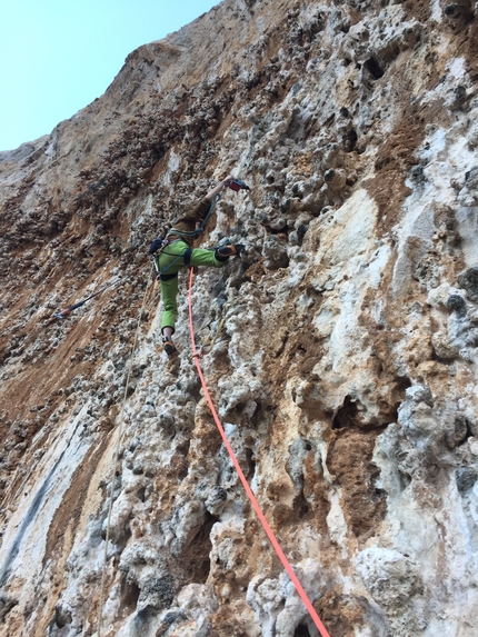 Correnti Galvaniche al Monte Gallo in Sicilia di Giorgio Consiglio e Bernardo Rivadossi