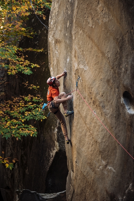 James Pearson, Bon Voyage, Annot, France - James Pearson climbing his Bon Voyage at Annot in France, February 2023.