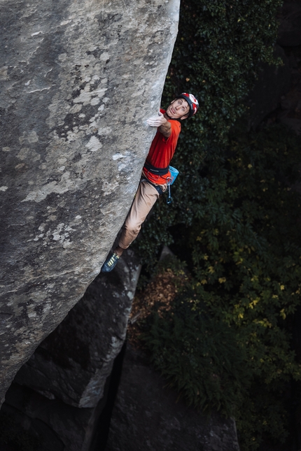 James Pearson, Bon Voyage, Annot, France - James Pearson climbing his Bon Voyage at Annot in France, February 2023