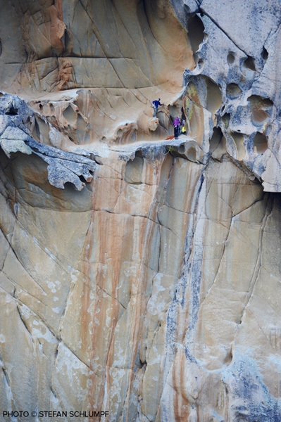 Delicatessen, Corsica - Cédric Lachat e Nina Caprez su Délicatessen, Punta d’u Corbu a Col de la Bavella, Corsica