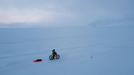 Omar Di Felice - Omar Di Felice sull isole Svalbard