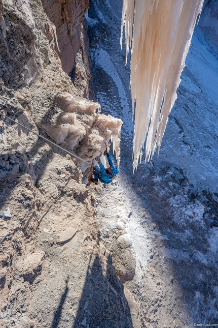 Blätterbach, Fossil, Sarah Haase, Daniel Ladurner - Making the first ascent of Fossil, Blätterbach, Italy (Sarah Haase, Daniel Ladurner 10/02/2023)